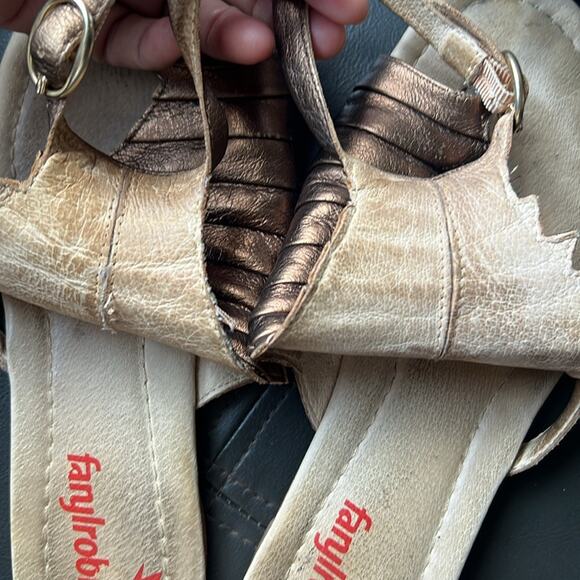 Farylrobin | Bronze Metallic Leather Toe Ring Ankle Strap Sandals Size 8 - Picture 10 of 10